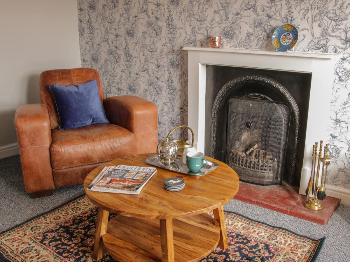 1 Royal Oak Cottages Shrewsbury Bagian luar foto
